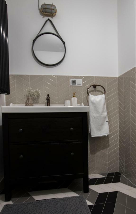 Apartament Rynek 10 *